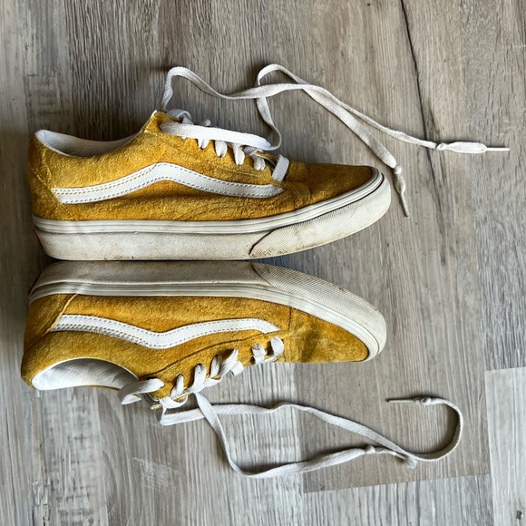 Vans : Old Skool Golden Yellow Pig Suede sneakers - Picture 3 of 10